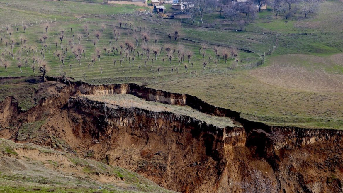 opolzni_tajikistan